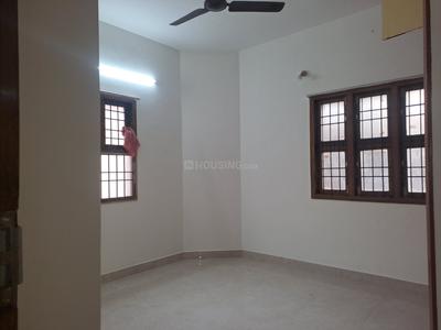 Bedroom Image of 1600 Sq.ft 3 BHK Apartment / Flat for rent in  Sri Chakra Temple Tree, Nungambakkam Chennai for Rs. 60000