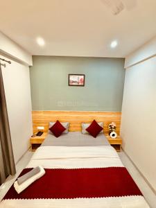Bedroom Image of 2100 Sq.ft 3 BHK Apartment / Flat for sale in Madhur Jivan Apartment, Sector 10 Dwarka New Delhi for Rs. 28500000