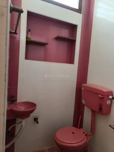 Bathroom Image of 1450 Sq.ft 2 BHK Independent House for rent in Narasothipatti Salem for Rs. 16000