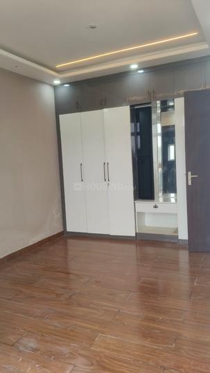 NS Green Avenue Main Image 1