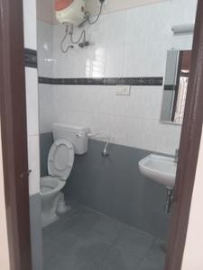Bathroom Image of 1205 Sq.ft 3 BHK Apartment / Flat for rent in T Nagar Chennai for Rs. 55000