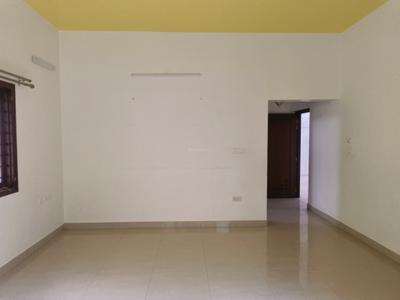 Bedroom Image of 4200 Sq.ft 4 BHK Independent House for rent in Sanjaynagar Bengaluru for Rs. 300000