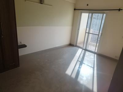 Bedroom Image of 1260 Sq.ft 3 BHK Apartment / Flat for sale in Mahagun Moderne, Sector 78 Noida for Rs. 17000000