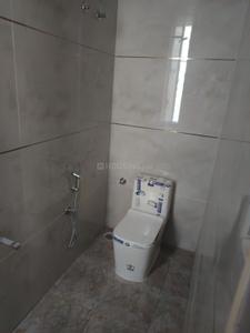 Bathroom Image of 1350 Sq.ft 3 BHK Apartment / Flat for rent in Kaval Bairasandra Bengaluru for Rs. 20000