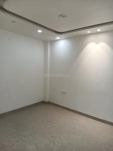 Bedroom Image of 800 Sq.ft 2 BHK Builder Floor for sale in Shastri Nagar New Delhi for Rs. 7500000