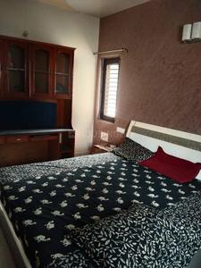 Bedroom Image of 1150 Sq.ft 2 BHK Apartment / Flat for rent in Sahyog Apartment, Mayur Vihar Phase 1 New Delhi for Rs. 45000