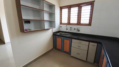 Kitchen Image of 1000 Sq.ft 2 BHK Builder Floor for rent in Mahadevapura Bengaluru for Rs. 43000