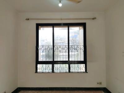 Living Room Image of 600 Sq.ft 1 BHK Apartment / Flat for sale in Hiranandani Estate Thane for Rs. 9000000