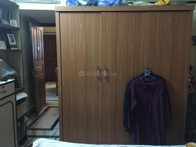 Bedroom Image of 750 Sq.ft 2 BHK Builder Floor for sale in Dhakuria Kolkata for Rs. 8000000