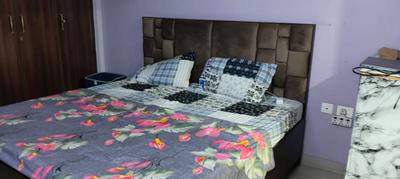 Bedroom Image of 1150 Sq.ft 2.5 BHK Apartment / Flat for rent in Express Zenith, Sector 77 Noida for Rs. 43200