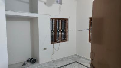 Bedroom Image of 1000 Sq.ft 5 BHK Independent House for rent in Sanjeevani Rishabh Nagar, Masibari Ranchi for Rs. 25000