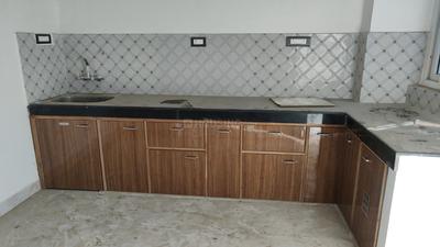 Kitchen Image of 1550 Sq.ft 3 BHK Apartment / Flat for rent in Gola Road Patna for Rs. 24000