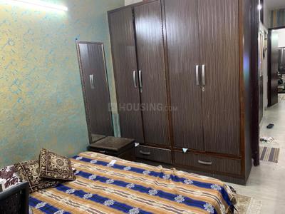Bedroom Image of 750 Sq.ft 2 BHK Builder Floor for rent in Aman Floors, Sector 24 Rohini New Delhi for Rs. 16000