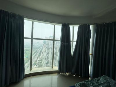 Bedroom Image of 1250 Sq.ft 2 BHK Apartment / Flat for sale in Mahagun Moderne, Sector 78 Noida for Rs. 17500000