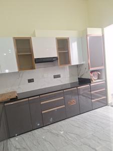 Kitchen Image of 1800 Sq.ft 2.5 BHK Builder Floor for rent in Rabindra Palli Colony Lucknow for Rs. 25000