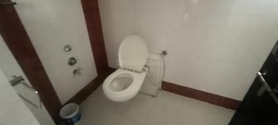 Bathroom Image of 1100 Sq.ft 2 BHK Apartment / Flat for sale in Subhanpura Vadodara for Rs. 4100000