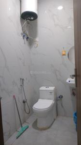 Bathroom Image of 500 Sq.ft 1 BHK Apartment / Flat for rent in Chhattarpur New Delhi for Rs. 20000