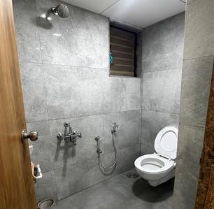 Vaishnodevi Kingswood Bathroom Two 4