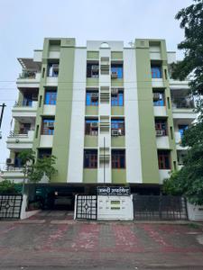Image of 1000 Sq.ft 3 BHK Apartment / Flat for rent in  Drosia Apartment, Aliganj, Lucknow for Rs. 30000