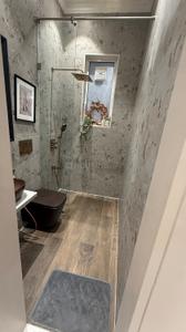 Bathroom Image of 550 Sq.ft 1 BHK Apartment / Flat for sale in Kandivali West Mumbai for Rs. 8500000