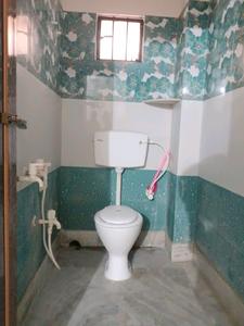 Common Bathroom Image of 701 Sq.ft 2 BHK Apartment / Flat for sale in Baghajatin Kolkata for Rs. 2600000