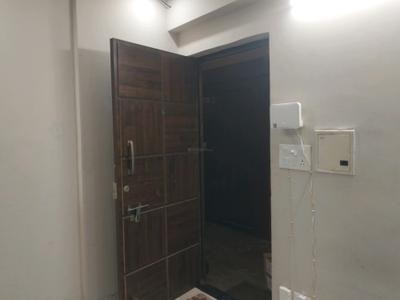 Bedroom Image of 400 Sq.ft 1 RK Apartment / Flat for rent in DLF Capital Greens Phase 1 And 2, Karampura New Delhi for Rs. 21500