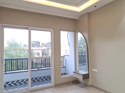 Bedroom Image of 1800 Sq.ft 3 BHK Builder Floor for sale in Paschim Vihar New Delhi for Rs. 42500000