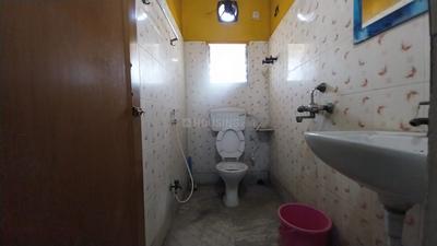 Bathroom Image of 1200 Sq.ft 3 BHK Apartment / Flat for sale in Kalikapur, EM Bypass Kolkata for Rs. 5400000