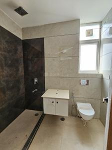 Bathroom Image of 2150 Sq.ft 3 BHK Builder Floor for sale in Vipul World, Sector 48 Gurgaon for Rs. 24000000