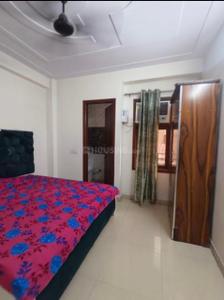 Bedroom Image of 800 Sq.ft 2 BHK Builder Floor for rent in Sector 23 Dwarka New Delhi for Rs. 32000