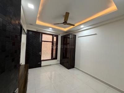 Hall Image of 1600 Sq.ft 4 BHK Apartment / Flat for sale in Vasant Kunj New Delhi for Rs. 14500000