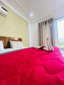 Bedroom Image of RR LUXURY in Sector 44, Gurgaon