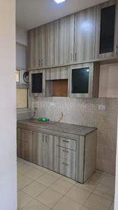 Kitchen Image of 1050 Sq.ft 2 BHK Apartment / Flat for rent in AWHO Vay Sector 8B G, Vrindavan Yojana Lucknow for Rs. 18500