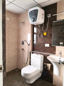 Bedroom One Image of 1950 Sq.ft 3 BHK Apartment / Flat for rent in Shree Vardhman Victoria, Sector 70 Gurgaon for Rs. 42000