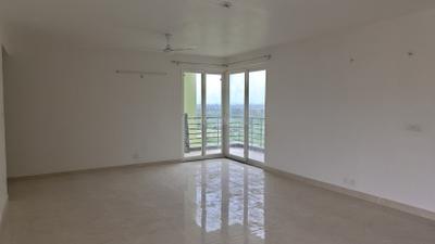 Living Room Image of 2100 Sq.ft 3 BHK Apartment / Flat for rent in Sushant Golf City Lucknow for Rs. 30000