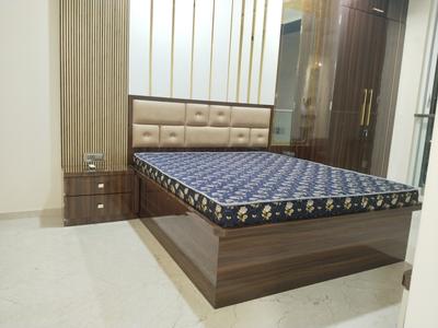 Bedroom Image of 1050 Sq.ft 2 BHK Apartment / Flat for rent in Monte South, Byculla Mumbai for Rs. 160000