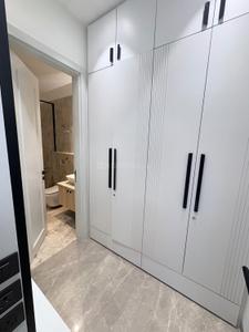 Bedroom Image of 2700 Sq.ft 4 BHK Builder Floor for sale in Anand Vihar New Delhi for Rs. 60000000