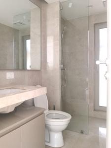 Common Bathroom Image of 1500 Sq.ft 3 BHK Apartment / Flat for rent in Hiranandani Rodas Enclave, Hiranandani Estate Thane for Rs. 85000