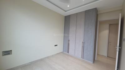 Bedroom Image of 1300 Sq.ft 3 BHK Apartment / Flat for rent in Monte South, Byculla Mumbai for Rs. 170000