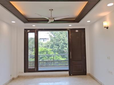 Living Room Image of 2700 Sq.ft 3 BHK Builder Floor for rent in Paschim Vihar New Delhi for Rs. 50000