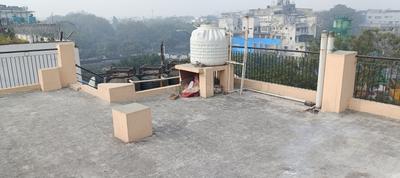 Balcony Image of 1000 Sq.ft 4 BHK Builder Floor for sale in Karol Bagh New Delhi for Rs. 19500000