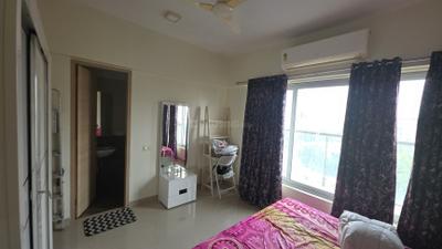 Bedroom Image of 1012 Sq.ft 2 BHK Apartment / Flat for sale in Suraj Tranquil Bay, Prabhadevi Mumbai for Rs. 65000000