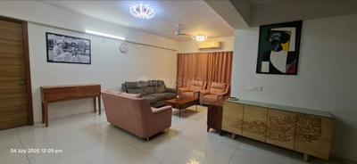 Hall Image of 2200 Sq.ft 4 BHK Apartment / Flat for rent in Earth Elegance, Bodakdev Ahmedabad for Rs. 100000