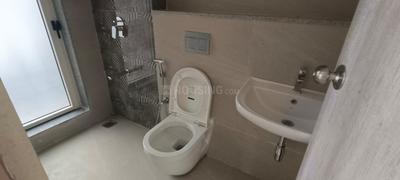 Bathroom Image of 861 Sq.ft 2 BHK Apartment / Flat for rent in Lodha Upper Thane Sereno, Bhiwandi Thane for Rs. 21000
