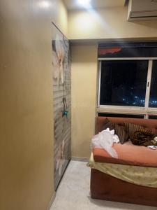 Bedroom Image of 910 Sq.ft 2 BHK Apartment / Flat for rent in Lodha Amara, Kolshet Thane for Rs. 56000