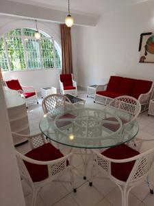 Hall Image of 1250 Sq.ft 2 BHK Apartment / Flat for rent in Koregaon Park Pune for Rs. 65000
