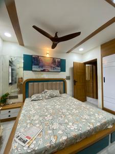 Bedroom Image of 1600 Sq.ft 2 BHK Apartment / Flat for rent in Shreeji Apartment, Satellite Ahmedabad for Rs. 35000