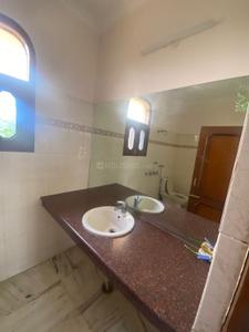 Bathroom Image of 1700 Sq.ft 3 BHK Apartment / Flat for sale in Dhakoli Zirakpur for Rs. 6800000