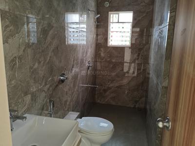 Bathroom Image of 1300 Sq.ft 3 BHK Apartment / Flat for sale in Vile Parle East Mumbai for Rs. 43700000