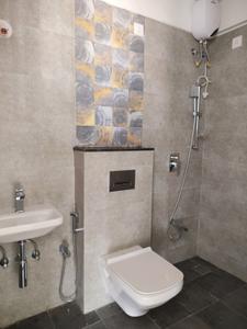 Common Bathroom Image of 960 Sq.ft 2 BHK Apartment / Flat for sale in MK Gracia, Andheri West Mumbai for Rs. 24900000